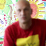 Altra immagine sfocata di un detenuto in Un altro me di Claudio Casazza (Italia, 2016)