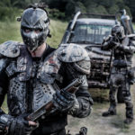 Armature, strade e fucili, gli ingredienti principali di "Road of the Dead - Wyrmwood", di Kiah Roache-Turner (Australia, 2014)