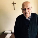 Il "padre" del titolo in The Devil and Father Amorth di William Friedkin (USA, 2017)