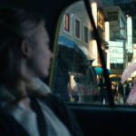 Natalie Dormer scruta Tokyo durante Jukai - La foresta dei suicidi di Jason Zada (The Forest, USA 2016)