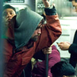 Robert Pattinson perso tra la folla in Good Time di Benny Safdie e Josh Safdie (USA, 2017)