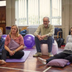 Ancora Jim Broadbent, in una curiosa immagine tratta da L'altra metà della storia di Ritesh Batra (The Sense of an Ending, UK 2017)