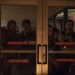 Tutti assediati durante The Void di Jeremy Gillespie e Steven Kostansk (Canada, 2016)