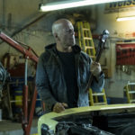 Bruce Willis pronto alla violenza durante Il giustiziere della notte di Eli Roth (Death Wish, USA 2018)