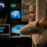 Un'impaurita Emily Blunt in A Quiet Place - Un posto tranquillo di John Krasinski (USA, 2018)
