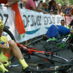 Disastrose cadute in Wonderful Losers: A Different World di Arunas Matelis (Lituania, Italia, Svizzera, Belgio 2017)