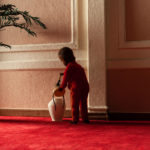 Una curiosa immagine da This Magnificent Cake! di Emma De Swaef e Marc James Roels (Ce magnifique gâteau!, Belgio, Francia, Olanda 2018)