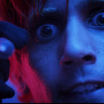 Sguardi allucinati in Framed di Marc Martínez Jordán (Spagna, 2017)