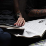 Una misteriosa immagine tratta da Perfect Skin di Kevin Chicken (UK, 2018)