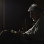 Luciano Virgilio in un momento del cortometraggio Come la prima volta di Emanuela Mascherini (Italia, 2018)
