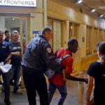 Un raid della polizia francese nel documentario Libero di Michel Toesca (Libre, Francia 2018)
