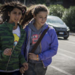 Le giovanissime protagoniste in un momento de La fuga di Sandra Vannucchi (Italia, Svizzera 2017)