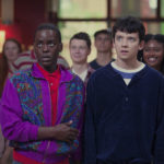 Ncuti Gatwa e Asa Butterfield in un momento di Sex Education, serie tv creata da Laurie Nunn (UK, USA 2019)
