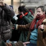 Audrey Lamy in una movimentata sequenza de Le invisibili di Louis-Julien Petit (Les invisibles, Francia 2018)