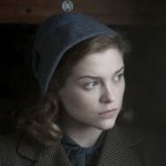 Sophie Cookson in un'immagine tratta da Red Joan di Trevor Nunn (UK, 2018)