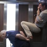 Burt Young in aiuto di James Parks durante The Elevator di Massimo Coglitore (Italia, 2015)