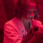 Momenti di tensione per Jodie Foster durante Hotel Artemis di Drew Pearce (USA, UK 2018)
