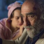 Sara Serraiocco e Alessandro Haber in un momento de In viaggio con Adele di Alessandro Capitani (Italia, Francia 2018)