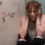 Jessica Chastain in un momento critico di It: Capitolo due di Andy Muschietti (It: Chapter Two, USA, Canada 2019)