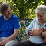 Emir Kusturica e Pepe Mujica in un momento del documentario Pepe Mujica - Una vita suprema di Emir Kusturica (El Pepe Una Vida Suprema, Uruguay, Serbia, Argentina 2018)