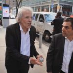 Il regista e Nicolaou in un momento del documentario The Projectionist di Abel Ferrara (USA, Grecia 2019)