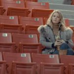 January Jones in un momento di Spinning Out, serie tv creata da Samantha Stratton (USA, 2020)