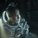 Kristen Stewart, protagonista di Underwater di William Eubank (USA, 2020)
