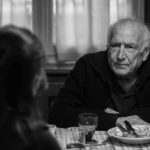 André Wilms in un'altra immagine da Le sel des larmes di Philippe Garrel (Francia, Svizzera 2020)