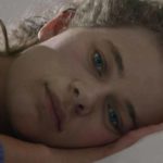 Ariela Kuh in un momento del corto The Sound of a Wild Snail Eating di Elisabeth Tova Bailey (USA, 2019)