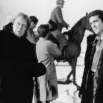 Alan Parker con Antonio Banderas sul set di Evita (1996)