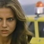 L'espressione attonita di Antonella Interlenghi in Yeti - Il gigante del 20° secolo di Gianfranco Parolini (Italia, Canada 1976)