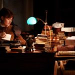 Ancora Romola Garai tra i suoi amati testi in Miss Marx di Susanna Nicchiarelli (Italia, Belgio 2020)