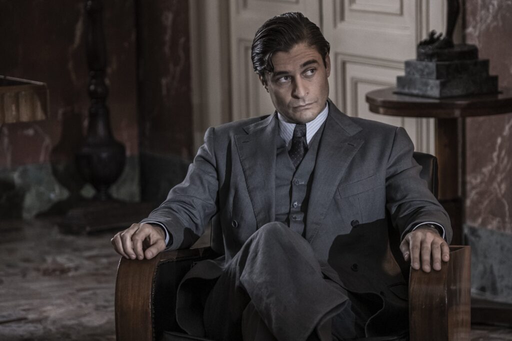 Il commissario Ricciardi