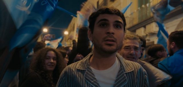 Tienimi presente cover